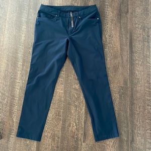 Lululemon ABC pant 31/28 - Blue